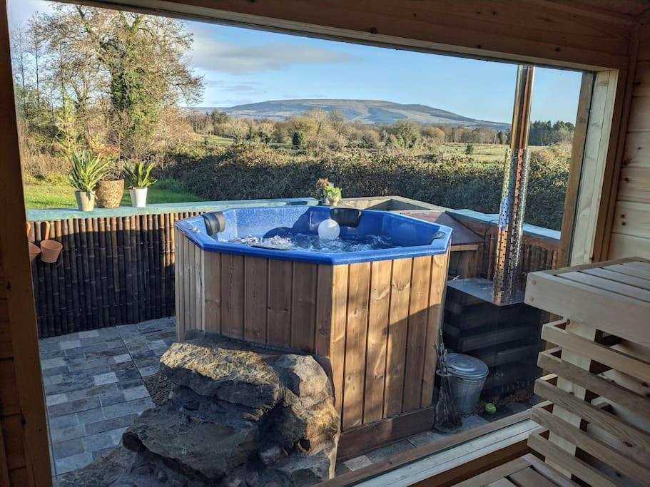 Secluded Private Cottage Hot-Tub, Sauna & Fire-Pit Carrick on Shannon Exteriér fotografie